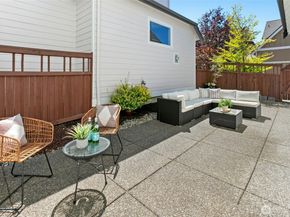 3419 NE Meadow Way, Issaquah WA 98029
