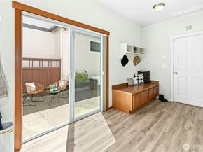 3419 NE Meadow Way, Issaquah WA 98029