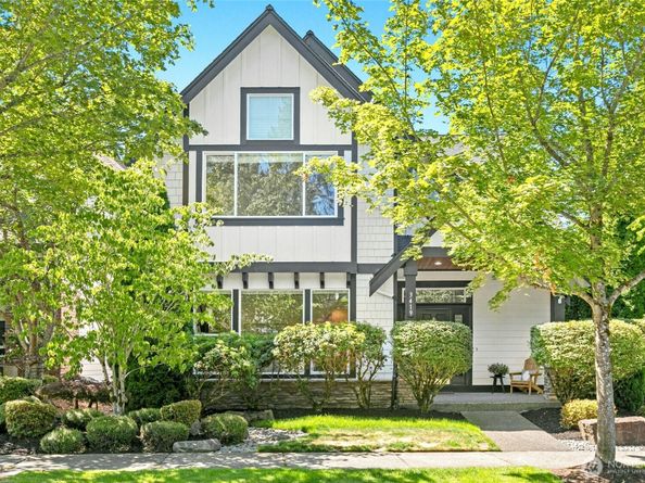 3419 NE Meadow Way, Issaquah WA 98029