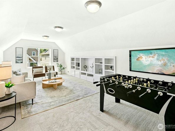 3419 NE Meadow Way, Issaquah WA 98029