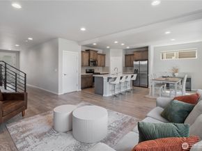 20821 98th Place S, Kent WA 98031