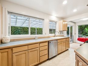 2531 NE 204th Street, Shoreline WA 98155