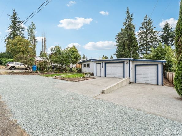 2531 NE 204th Street, Shoreline WA 98155
