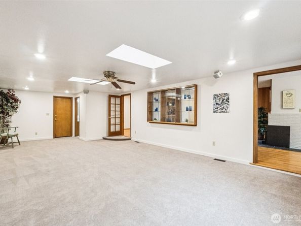 2531 NE 204th Street, Shoreline WA 98155