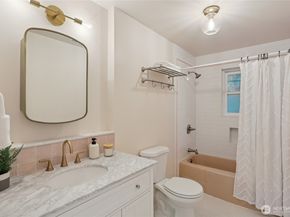 20009 5th Avenue NW, Shoreline WA 98177