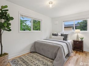 20009 5th Avenue NW, Shoreline WA 98177