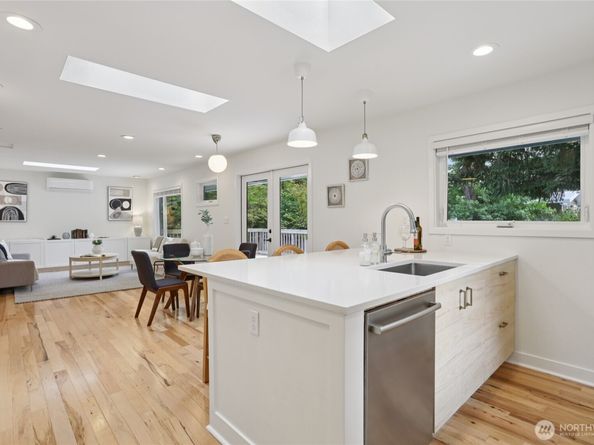 20009 5th Avenue NW, Shoreline WA 98177