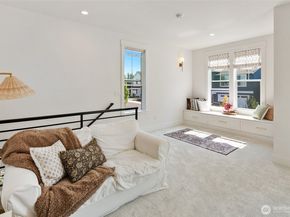24498 NE 17th Place, Sammamish WA 98074