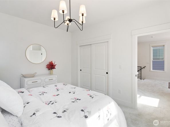 24498 NE 17th Place, Sammamish WA 98074
