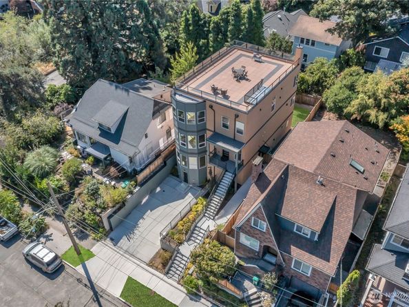 4019 4th Avenue NE B, Seattle WA 98105