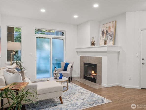 15300 112th Avenue NE A102, Bothell WA 98011