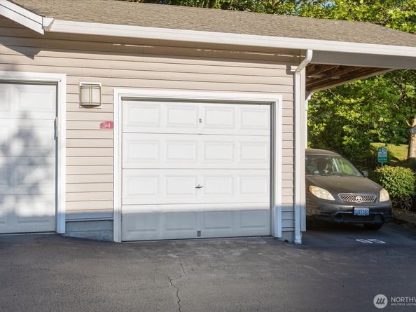 15300 112th Avenue NE A102, Bothell WA 98011