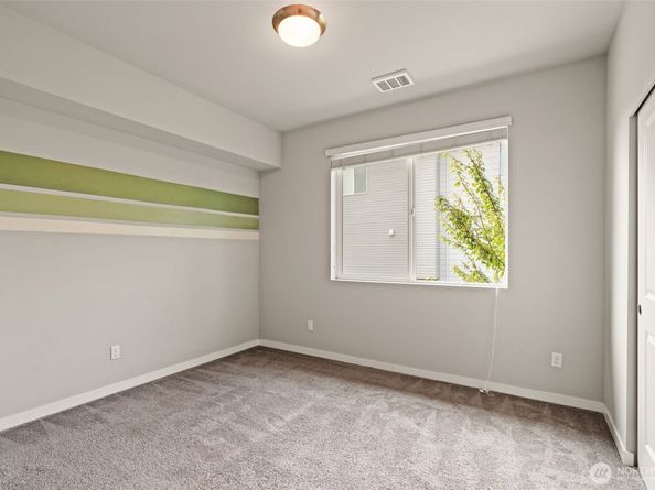 3311 156th Street SW B4, Lynnwood WA 98087
