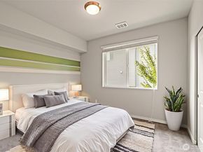 3311 156th Street SW B4, Lynnwood WA 98087