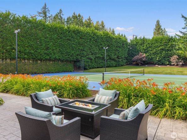 17110 NE 183rd Place, Woodinville WA 98072