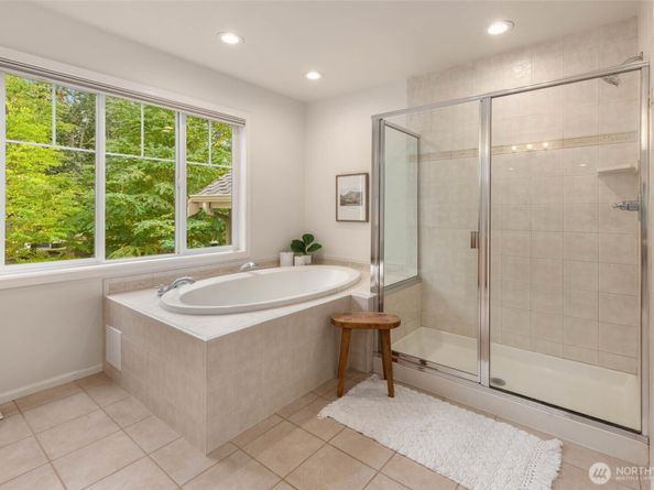 17110 NE 183rd Place, Woodinville WA 98072