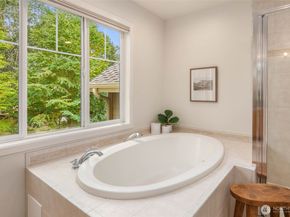 17110 NE 183rd Place, Woodinville WA 98072