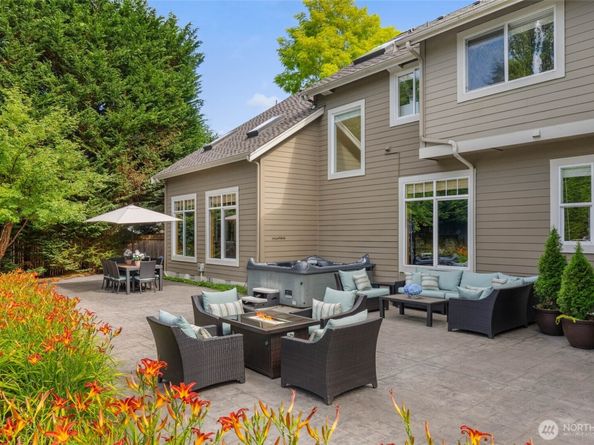 17110 NE 183rd Place, Woodinville WA 98072