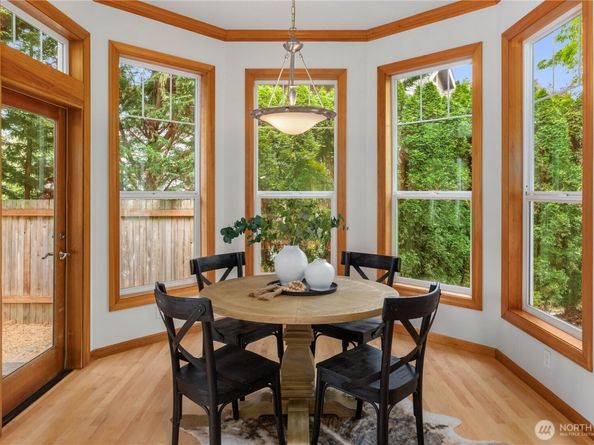 17110 NE 183rd Place, Woodinville WA 98072