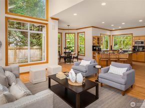 17110 NE 183rd Place, Woodinville WA 98072