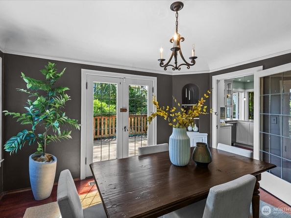 2051 Interlaken Place E, Seattle WA 98112