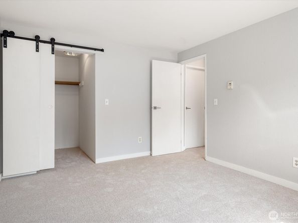 17515 149th Avenue SE E3, Renton WA 98058