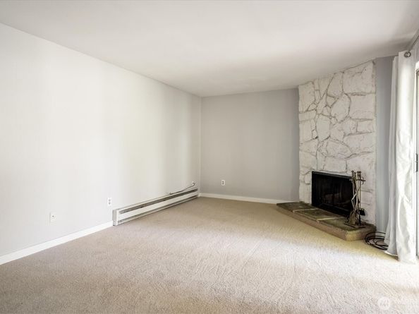 17515 149th Avenue SE E3, Renton WA 98058