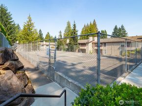 17515 149th Avenue SE E3, Renton WA 98058