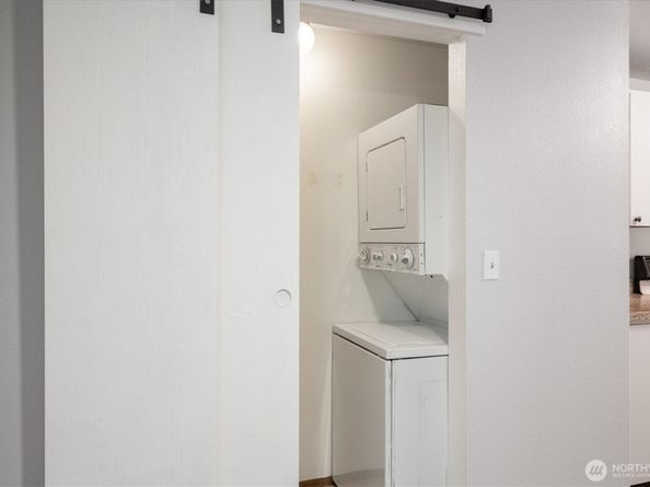 17515 149th Avenue SE E3, Renton WA 98058