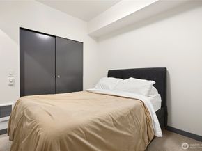 11903 NE 128th Street 204, Kirkland WA 98034