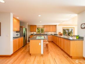 26 Sound Place, Hat Island WA 98206