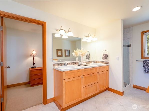 26 Sound Place, Hat Island WA 98206