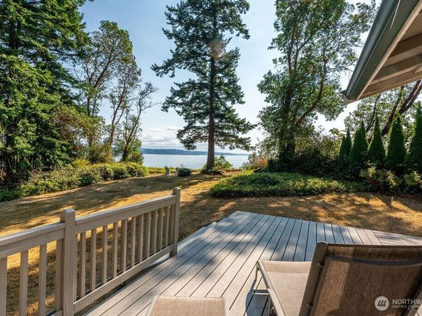 26 Sound Place, Hat Island WA 98206
