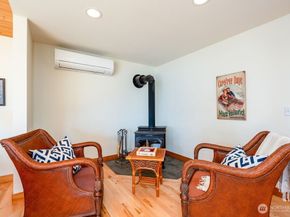 26 Sound Place, Hat Island WA 98206