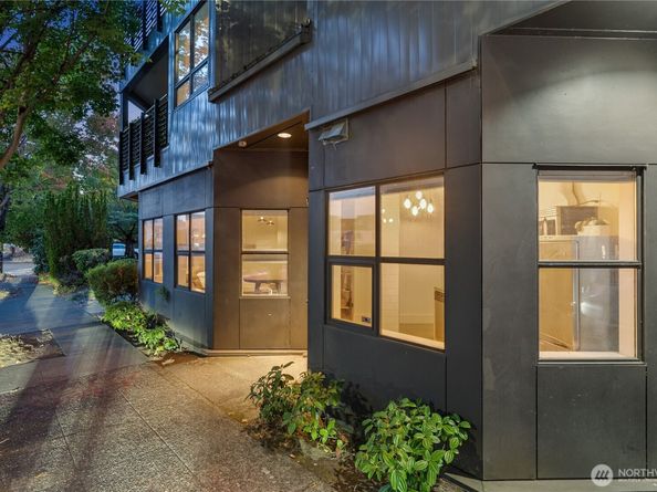 3929 Bridge Way N 101, Seattle WA 98103