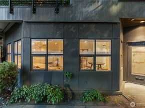 3929 Bridge Way N 101, Seattle WA 98103