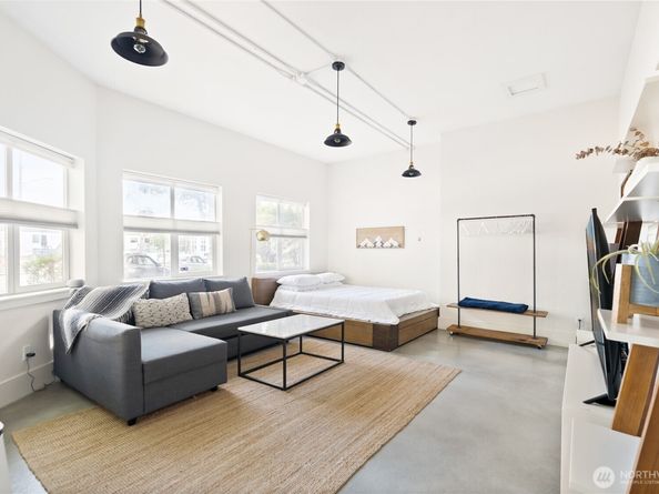 3929 Bridge Way N 101, Seattle WA 98103