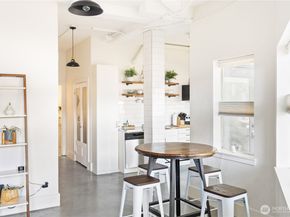 3929 Bridge Way N 101, Seattle WA 98103