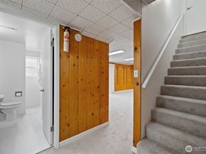 75 157th Avenue SE, Bellevue WA 98008