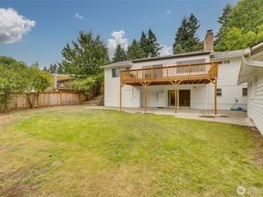 75 157th Avenue SE, Bellevue WA 98008
