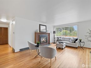 75 157th Avenue SE, Bellevue WA 98008