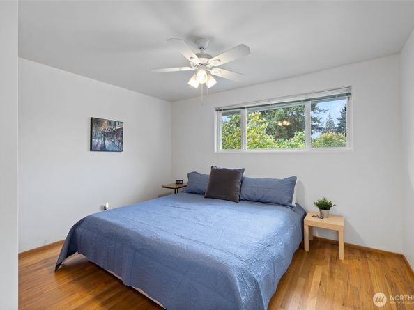 75 157th Avenue SE, Bellevue WA 98008