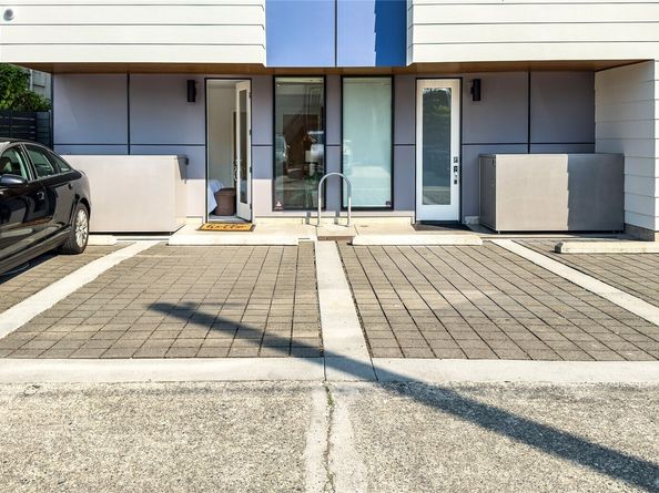 2357 Yale Avenue E B, Seattle WA 98102