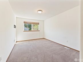 9339 18th Avenue W, Everett WA 98204