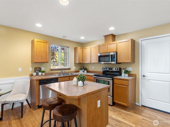 9339 18th Avenue W, Everett WA 98204