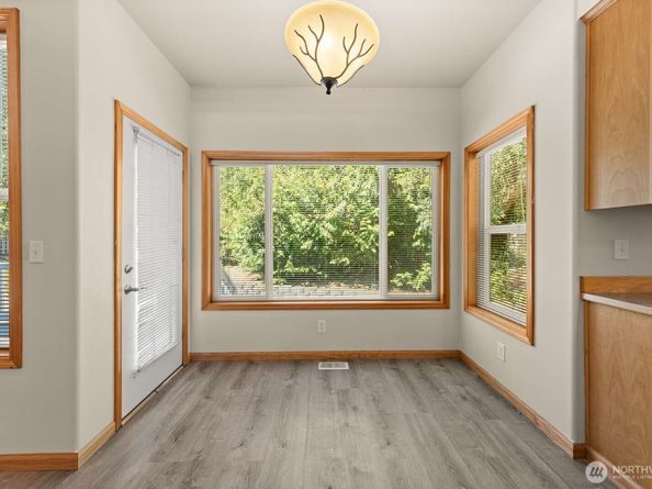 9926 SW 184th Way, Vashon WA 98070