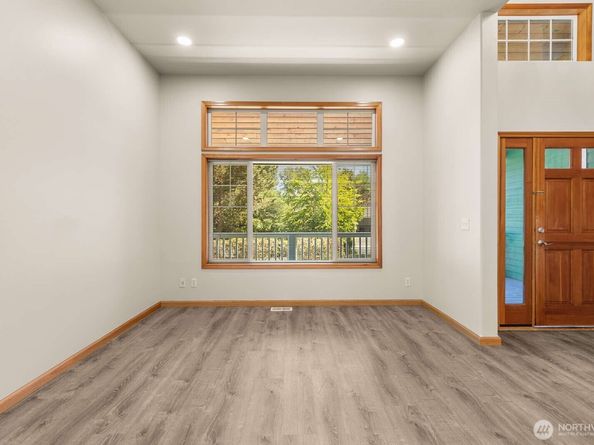 9926 SW 184th Way, Vashon WA 98070