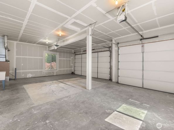 9926 SW 184th Way, Vashon WA 98070