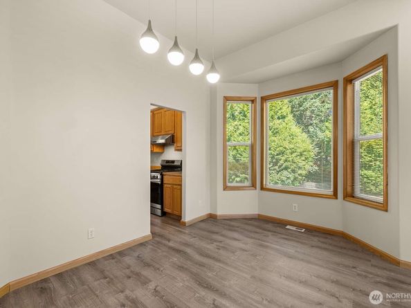 9926 SW 184th Way, Vashon WA 98070