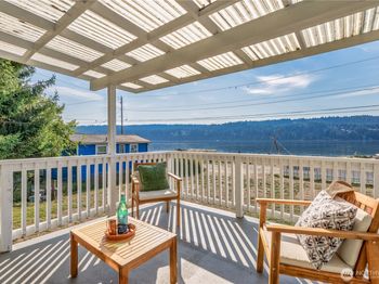 27830 Manzanita Beach Road SW